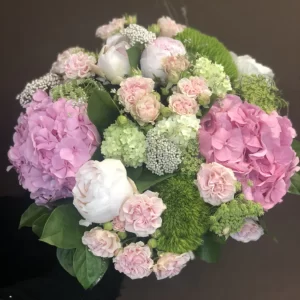 bouquet de fleurs pastel, livraison de fleurs à Genève, artisan fleuriste Genève